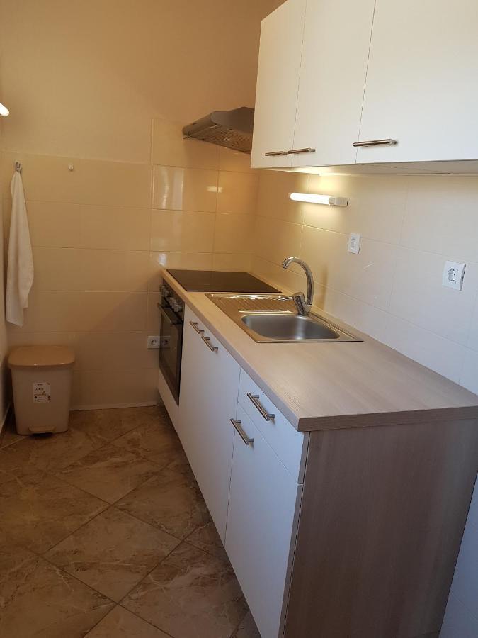 Family Friendly Seaside Apartments Kanica, Rogoznica - 12895 ภายนอก รูปภาพ
